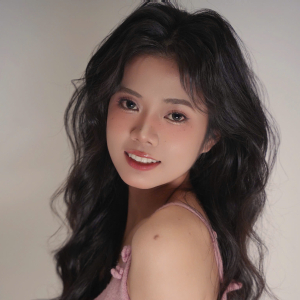 Chân dung Lâm Linh Huyền